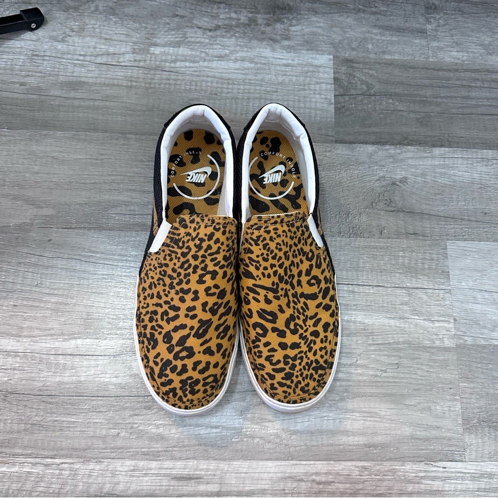 Nike Leopard Print Flats